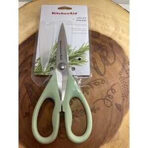 KitchenAid Lt Green Utility Shears Stainless Steel Blades Dishwasher Safe  New!‎